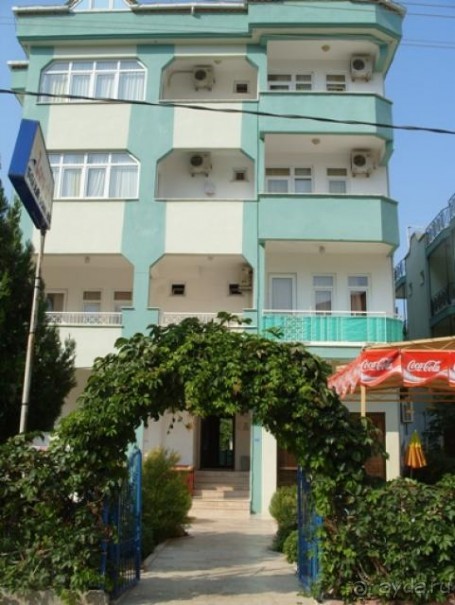 В Sir Santana - не стоит туда ехать