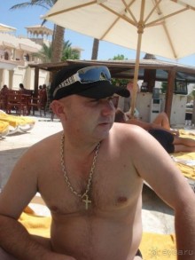 смотрю на красивую попу !