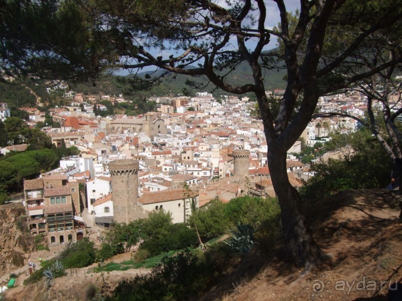 Курортный городок Тосса-де-Мар. Население около 6 тыс.чел.