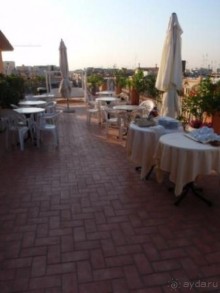 приличный отель на отличном месте