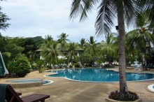 бассейн отеля First Bungalow Beach Resort 