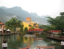 у канатной дороги на Лангкави