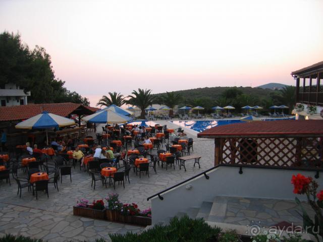 фото Blue Dolphin Sargani