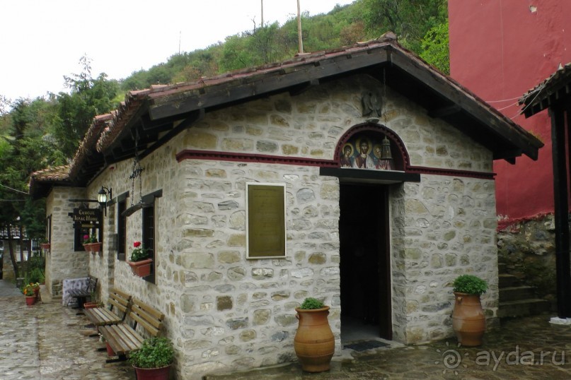 Монастырь XI века