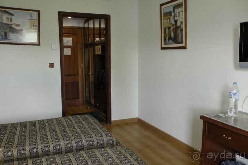 Хороший отель для деловых поездок в красивом месте.