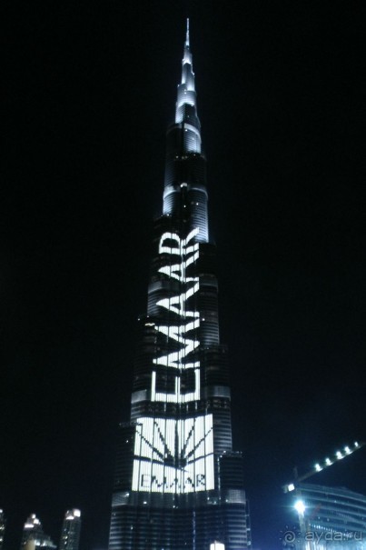 Бурж Халифа с подсветкой
