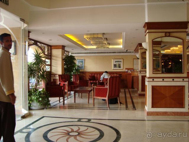 фото Riviera Hotel