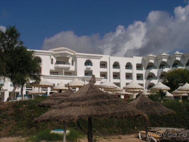 окт.2008. Отель (вид с пляжа).