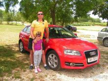 Брали в Порече машину напрокат. Покатались по окрестностям. Очень здорово!