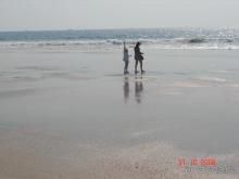 Отдыхаем второй день, с женой и дочкой - здорово!