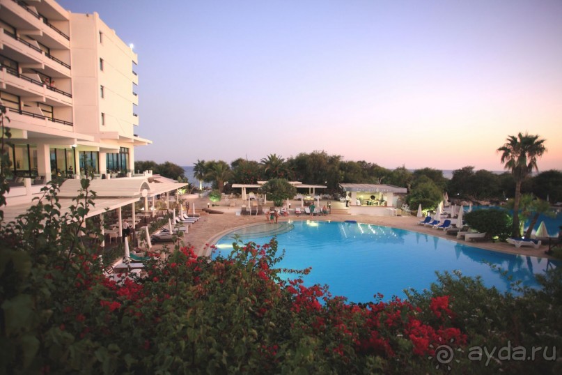 Grecian Bay - совсем русский!