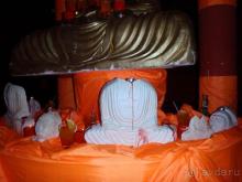 2000 штуки баксов коту под хвост!