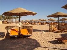 Пляж у моря