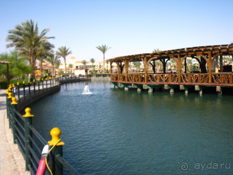 Достойно. По сравнению с соседними отелями.