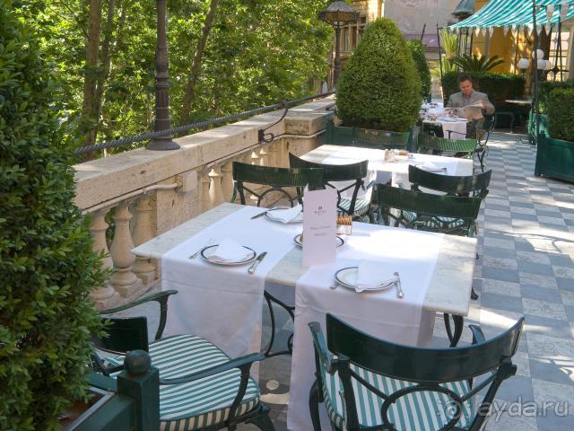 Отель Majestic является одним из Leading Hotels of