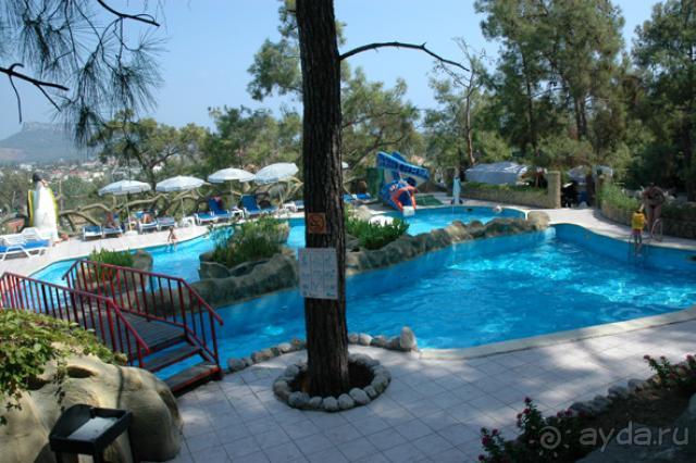 Детский и верхний взрослый бассейны Ноанс Пул