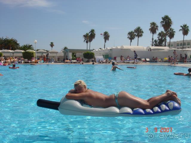 Супер!Сколько заплатили на столько и отдыхайте!Pis