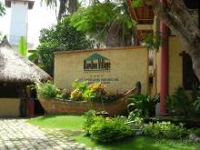 отель Bamboo Village