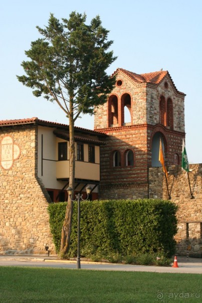 Отель в бору