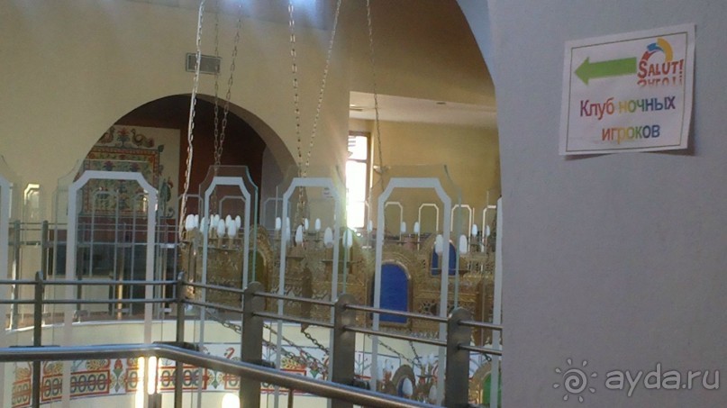 Отель в бору