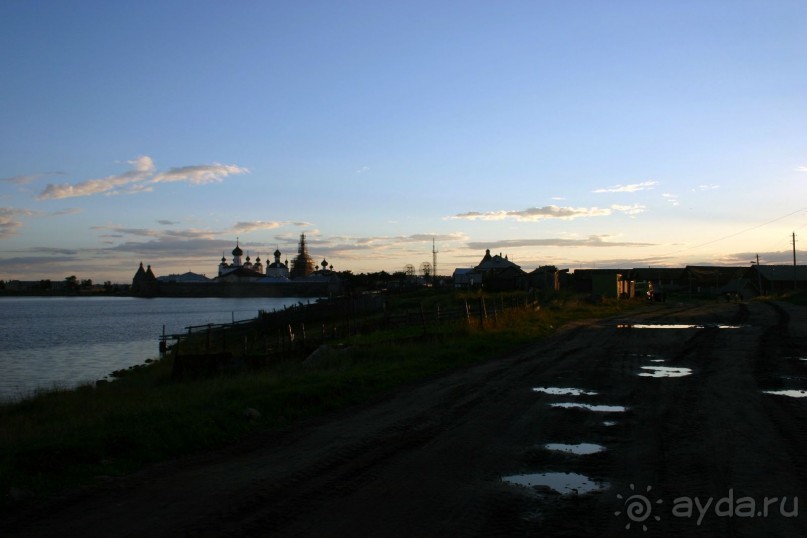 Святое Озеро и Соловецкий Монастырь