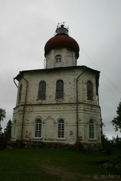 В этом храме во времена СЛОНа и СТОНа погибало множество людей