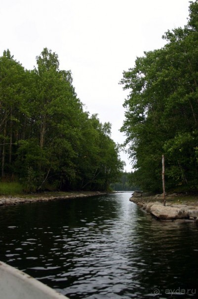 Рукотворные каналы, которые соединяют сеть озер
