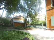 Домик Толстого и прекрасный сад