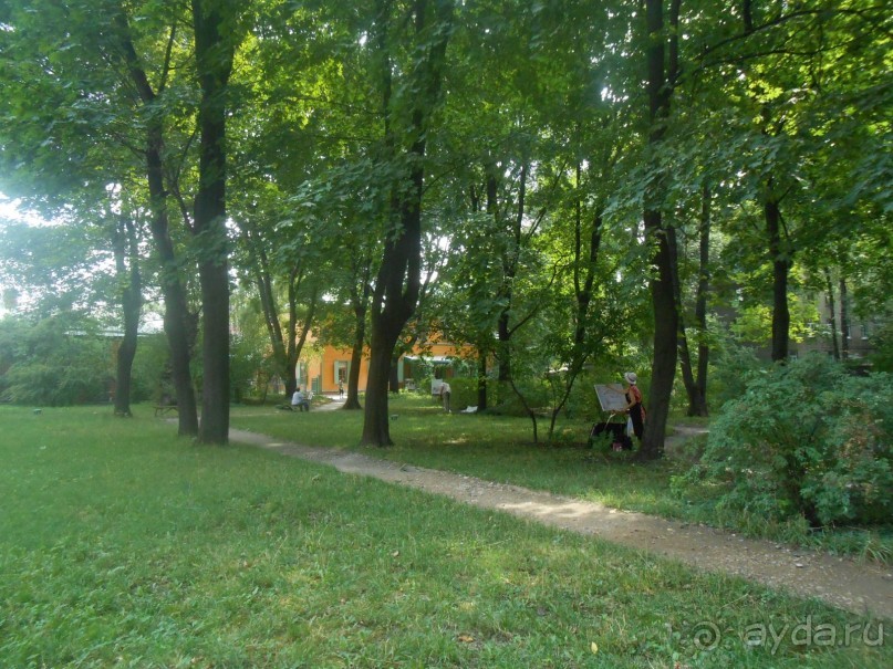 Домик Толстого и прекрасный сад