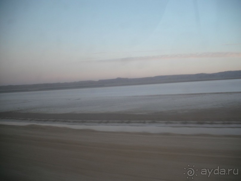 Красные воды озера