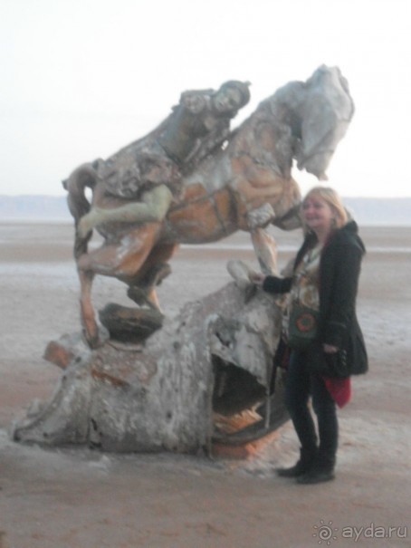 Красные воды озера