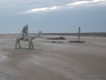 Красные воды озера