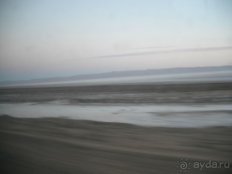 Красные воды озера