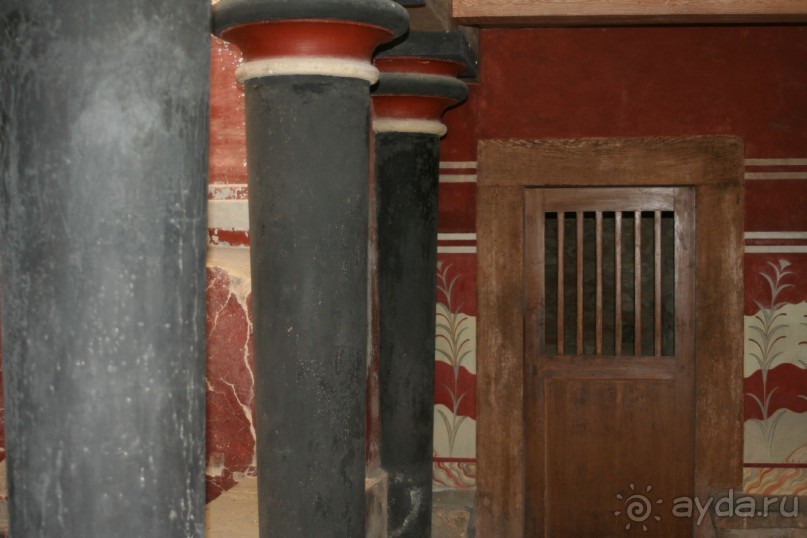 Дворцовые руины и лабиринт 