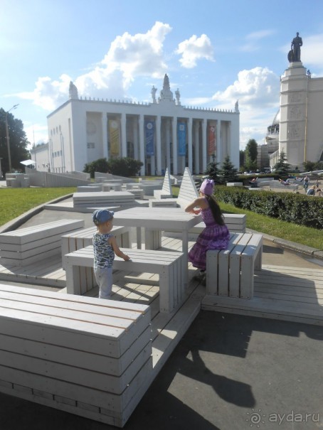 Обновление ВВЦ и дом-перевертыш Обновление ВВЦ и дом-перевертыш