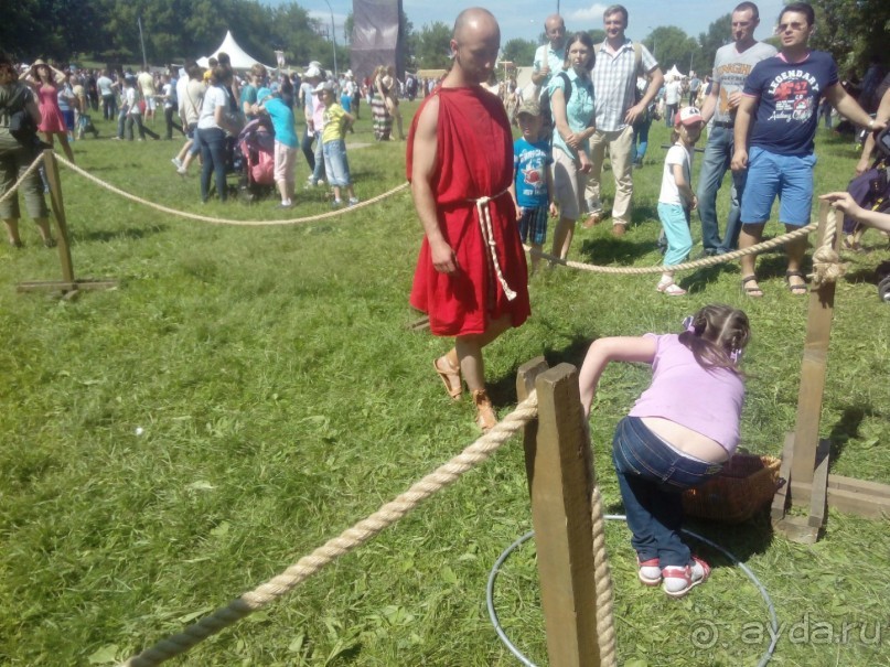 Времена и эпохи - ежегодный фестиваль в Коломенском.