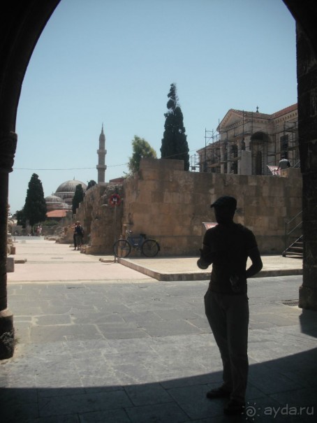 Каменные сказы родосской крепости