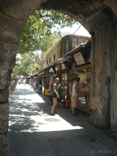 Каменные сказы родосской крепости