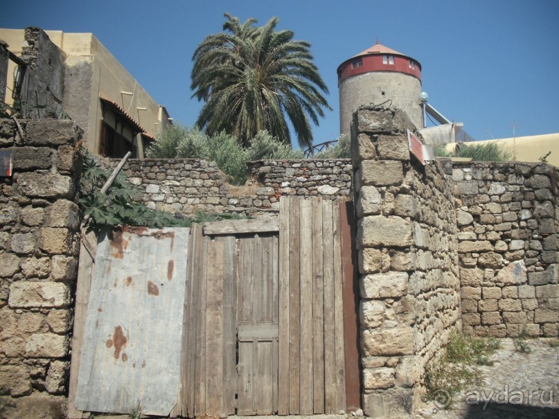 Каменные сказы родосской крепости