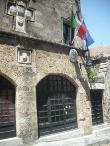 Каменные сказы родосской крепости