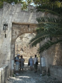 Каменные сказы родосской крепости