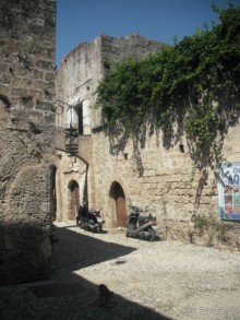 Каменные сказы родосской крепости