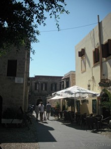 Каменные сказы родосской крепости