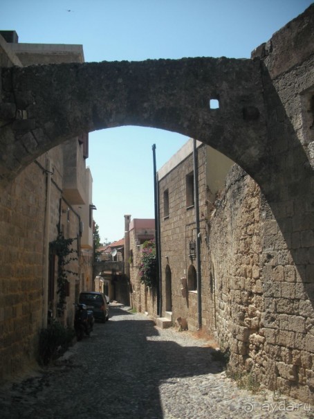 Каменные сказы родосской крепости