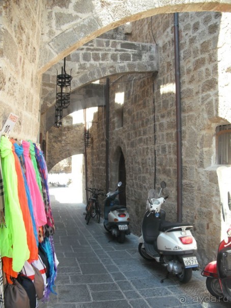 Каменные сказы родосской крепости