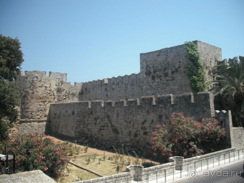 Каменные сказы родосской крепости