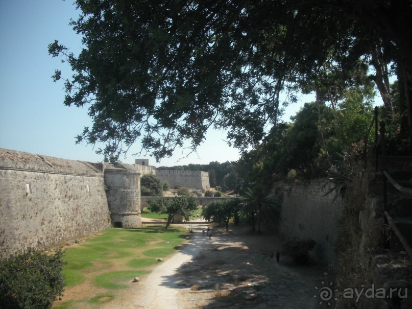 Каменные сказы родосской крепости