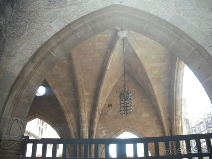 Каменные сказы родосской крепости