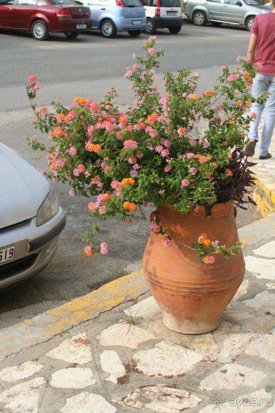 Поселок Ахарави на острове Корфу