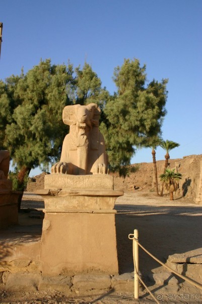 Карнакский храм